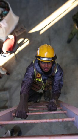 Exercise Scarlet Response is a scenario-based training evolution that allows Reaction Force Company and Headquarters and Service Company Marines and Sailors to cross-train in all of CBIRF’s capabilities during two days of lane training and a 12-hour continuous operation exercise and a final 72-hour certification exercise simulating a response to an earthquake in Chattanooga, Tenn.