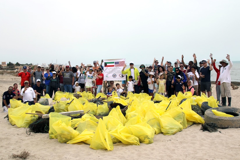 Task Force Spartan soldiers joined U.S. embassy staff, the Kuwait Dive Team and local citizens to conduct a cleanup of Anjafa Beach near Kuwait City on April 7, 2018.