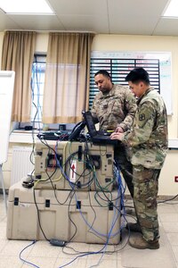 Soldiers at computers