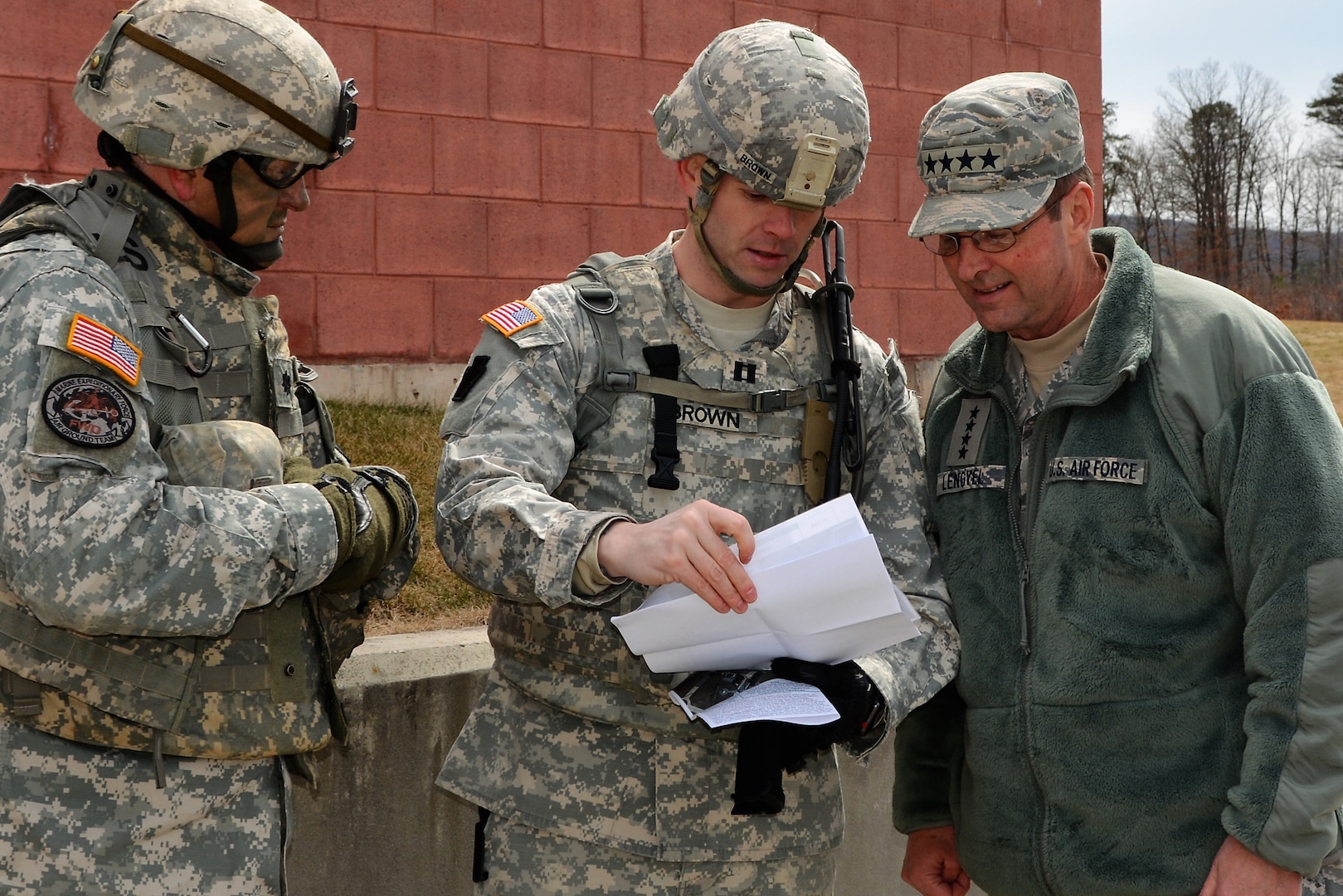 CNGB chief visits Pa. troops