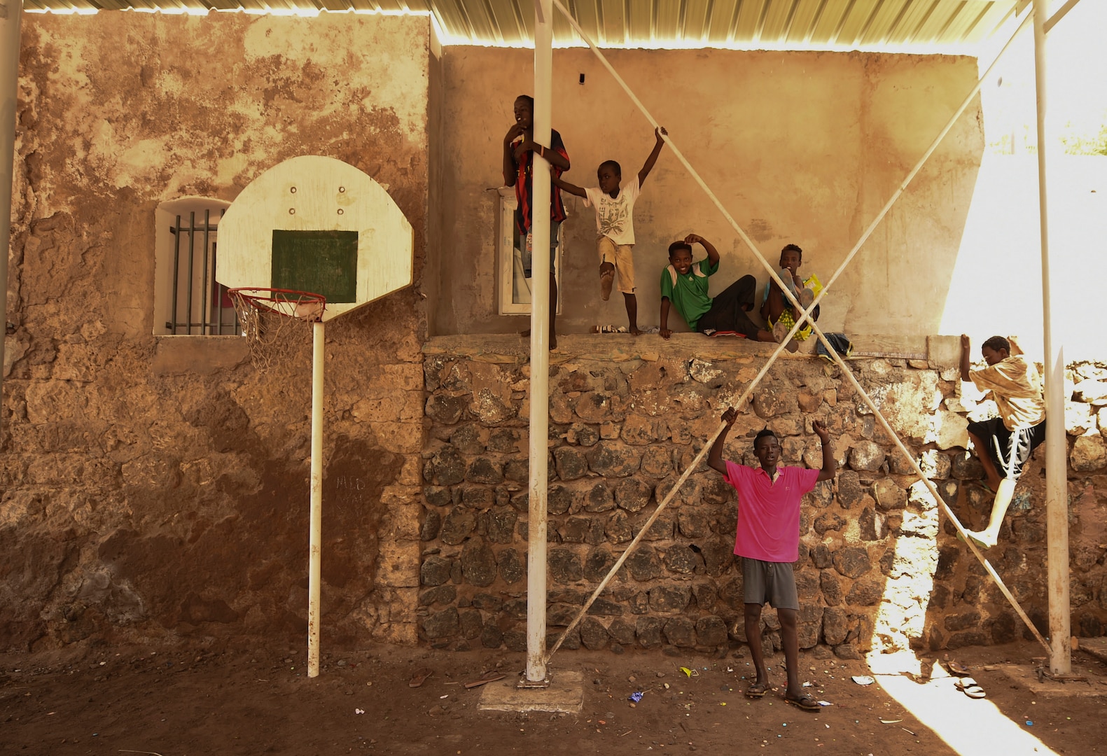 U.S. Servicemembers assigned to Combined Joint Task Force–Horn of Africa periodically visit children in Caritas Djibouti mission in downtown Djibouti to
donate food items, toys, clothing and supplies, April 26, 2017 (U.S. Air Force/Eboni Prince)