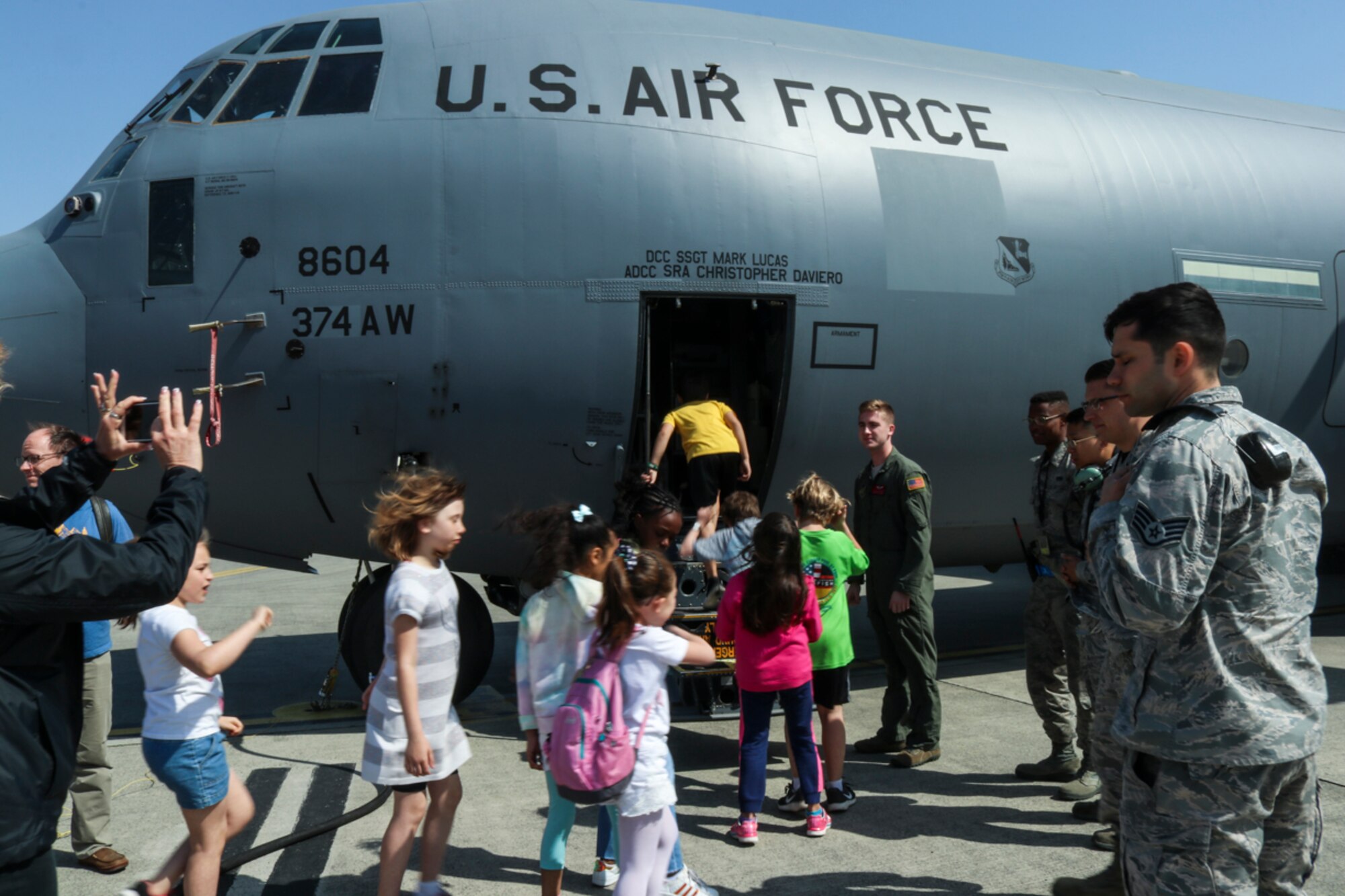 374 OSS Hosts MMC tour