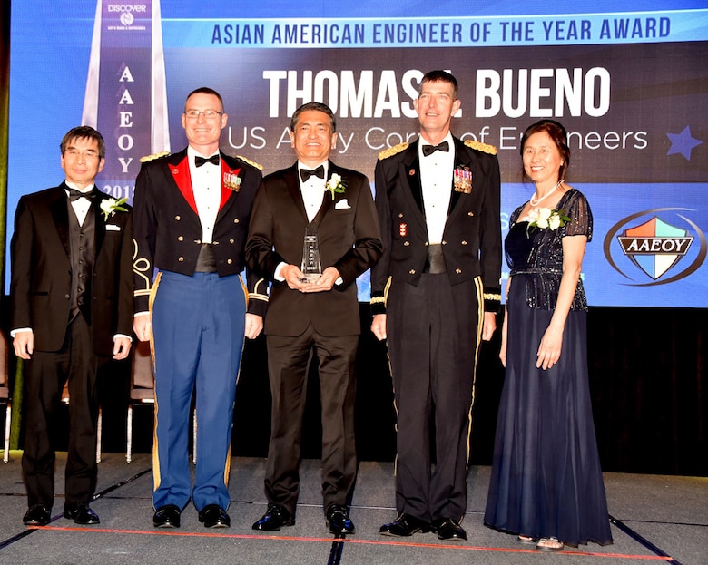 ALBUQUERQUE, N.M. – The Chinese Institute of Engineers (CIE-USA) awarded Thomas Bueno, chief of the District’s Program Integration and Controls Branch, the Asian American Engineer of the Year award, April 7, 2018. (l-r): Dr. Yifeng Wang, Chairman of the Chinese Institute of Engineers USA National Council; U.S. Army Corps of Engineers, Albuquerque District Commander Lt. Col. James Booth; Thomas Bueno; USACE South Pacific Division Commander Brig. Gen. Peter Helmlinger; Chui Fan Cheng, Chairwoman of the 2018 Asian American Engineer of the Year Executive Committee.