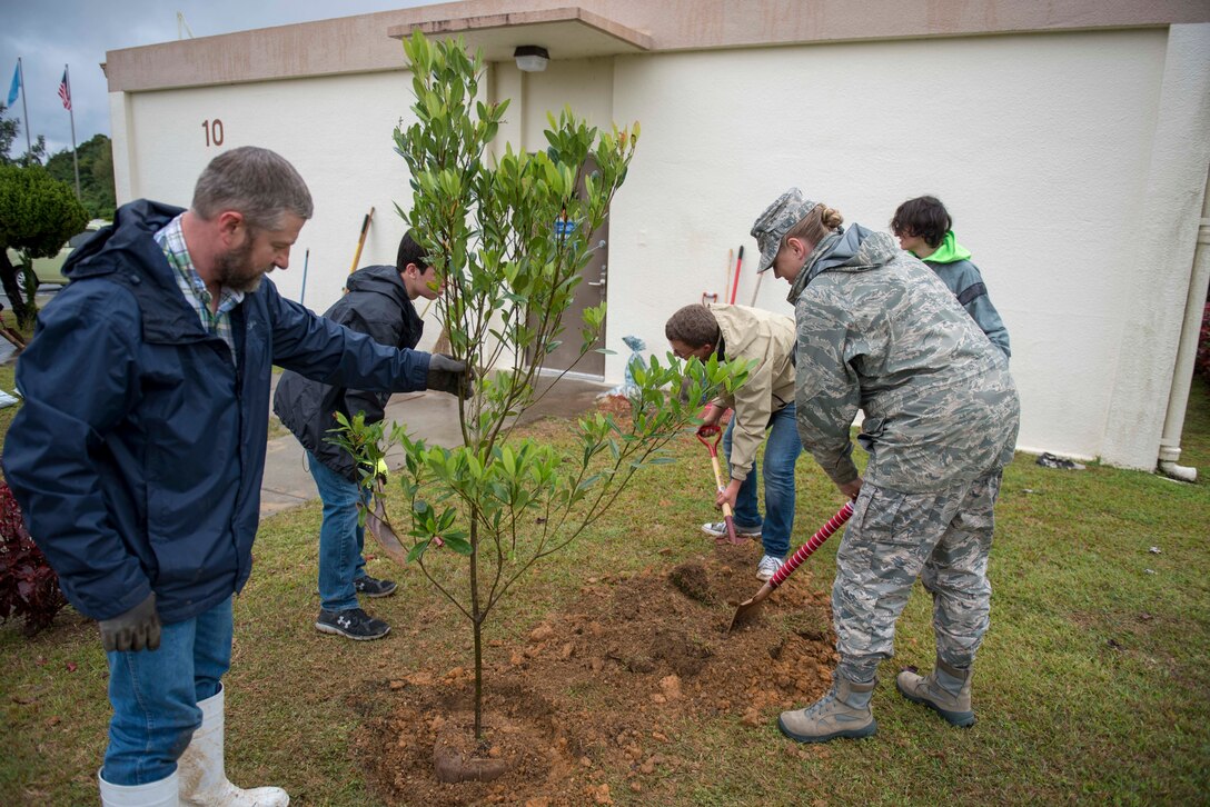 718th CES and Boy Scouts commemorate Earth Day