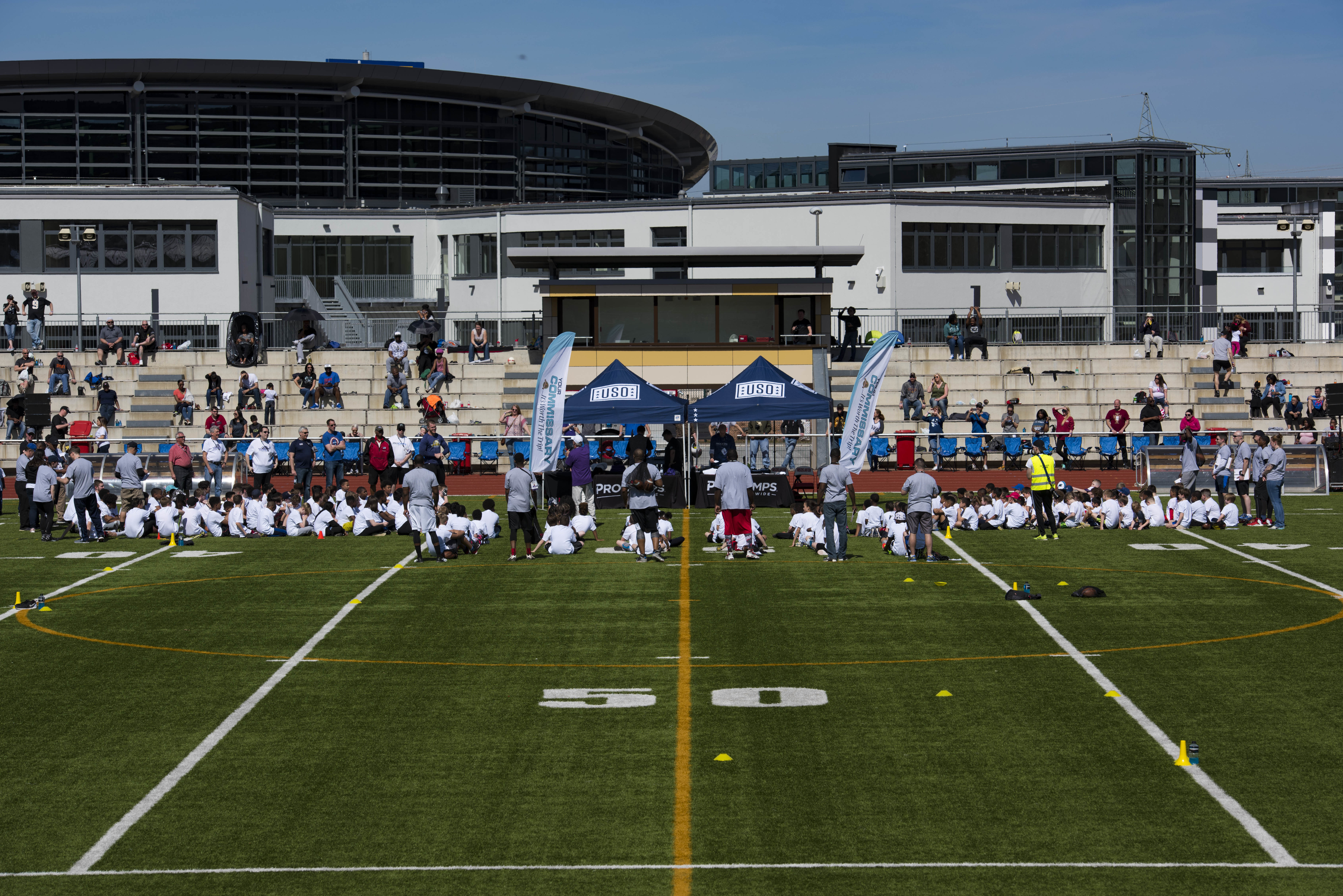 Kyle Rudolph Shows Kids How To Throw It A Mile