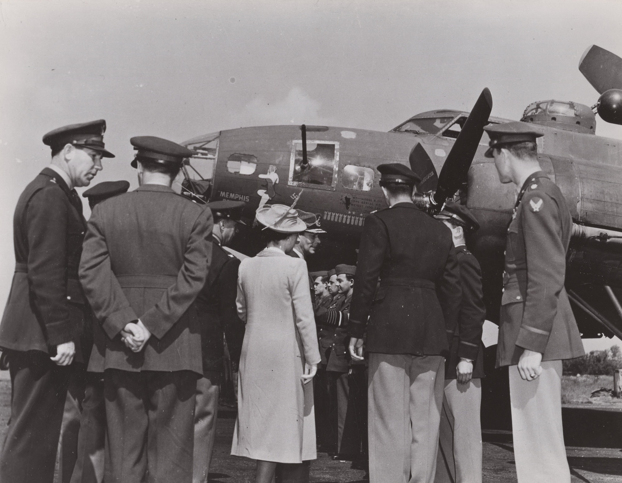 On May 26, 1943, King George VI and Queen Elizabeth visited the Memphis Belle crew at Bassingbourn after they finished their tour.