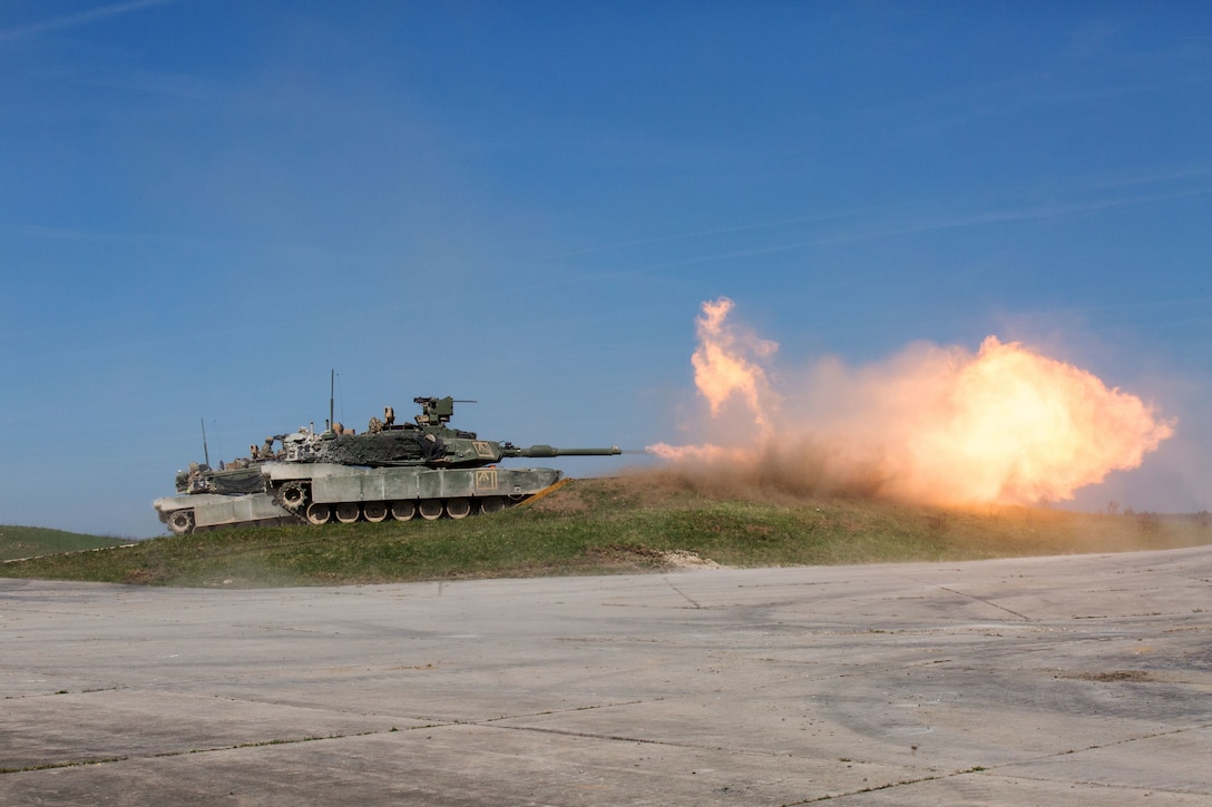 A tank fires during the Combined Resolve X exercise.