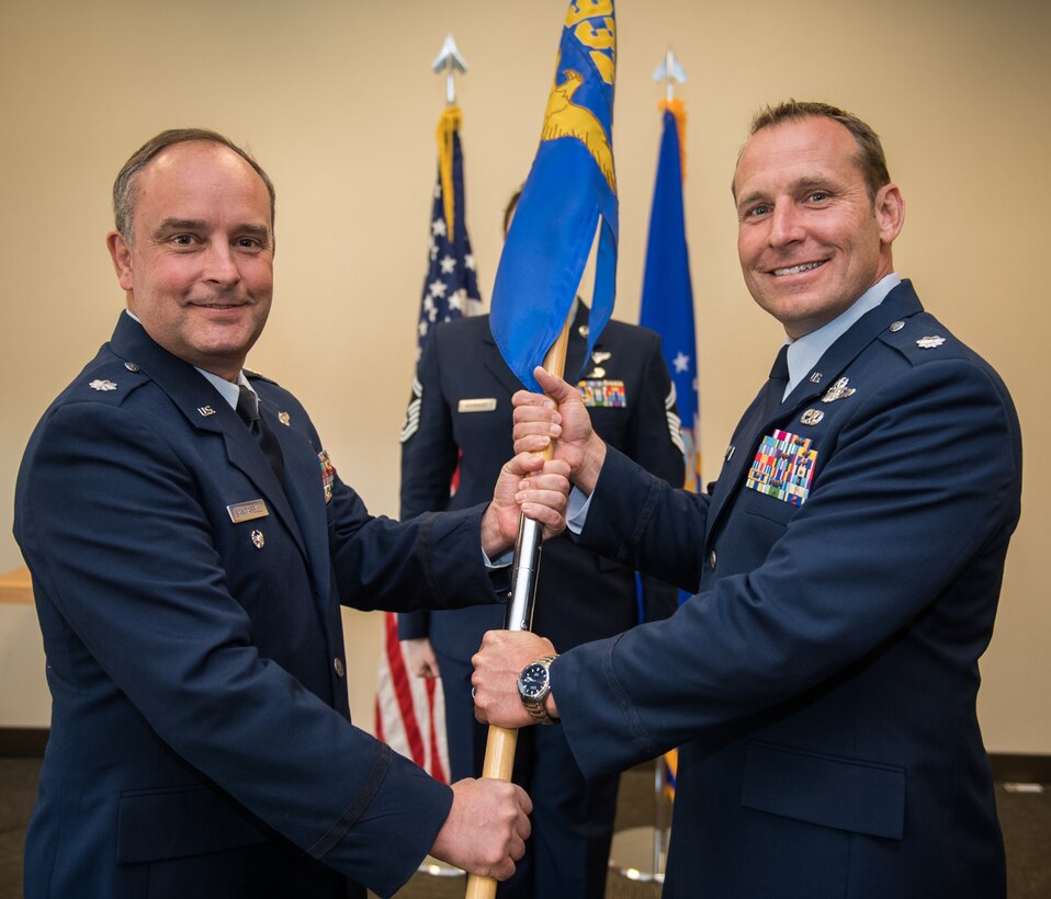 932nd Operations Support Flight gets a new commander.
