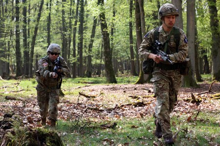 US and British Army Soldiers on exercise