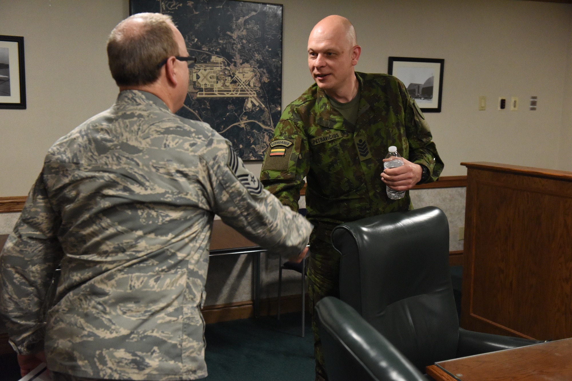 Pennsylvania Command Chief Master Sergeant Regina Stoltzfus and Lithuanian Command Sergeant Major Nerijus Petravičius, as part of the State Partnership Program, visited the 171st Air Refueling Wing in Coraopolis, Pa. April 8, 2018. The pair took time to visit with Airmen, answer questions, give feedback and tour the facilities. (U.S. Air National Guard Photo by Senior Airman Kyle Brooks)