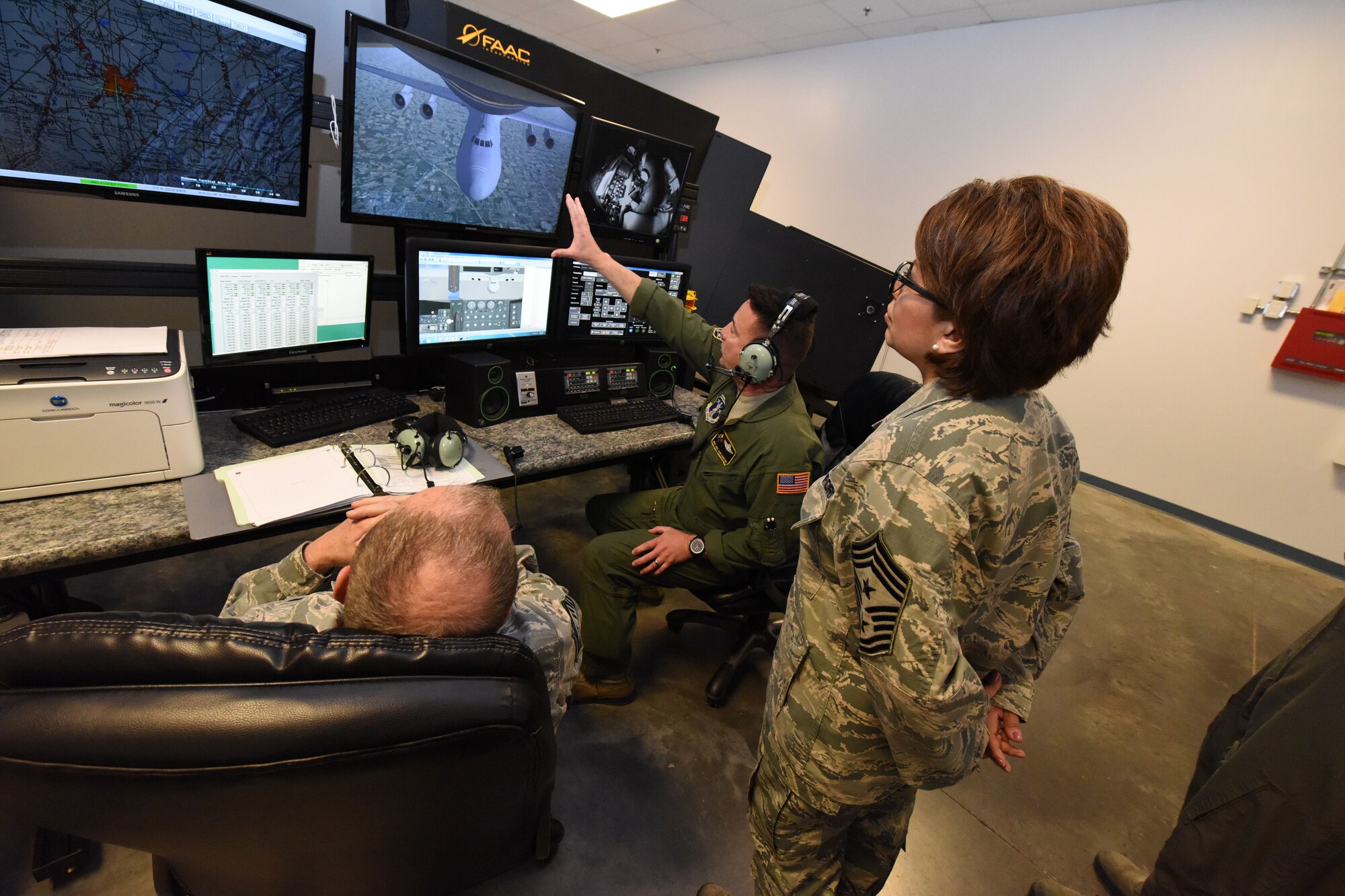 Pennsylvania Command Chief Master Sergeant Regina Stoltzfus and Lithuanian Command Sergeant Major Nerijus Petravičius, as part of the State Partnership Program, visited the 171st Air Refueling Wing in Coraopolis, Pa. April 8, 2018. The pair took time to visit with Airmen, answer questions, give feedback and tour the facilities. (U.S. Air National Guard Photo by Senior Airman Kyle Brooks)