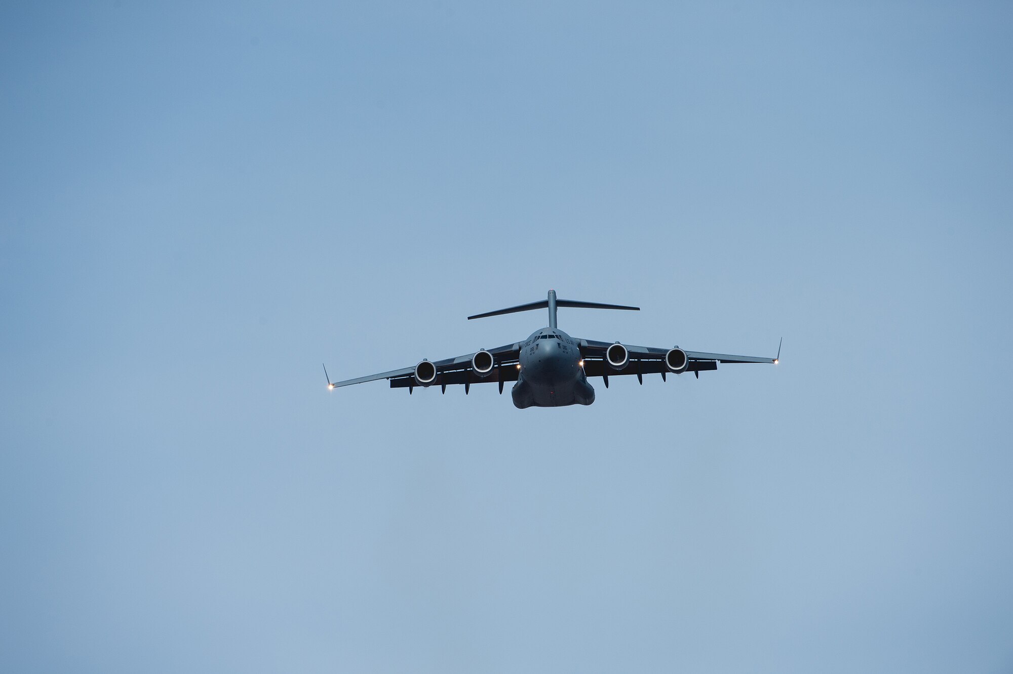 A C-17 Globemaster III assigned to the 445th Airlift Wing flies over the Ohio River in Louisville, Kentucky, during Thunder Over Louisville 2018 on April 21, 2018