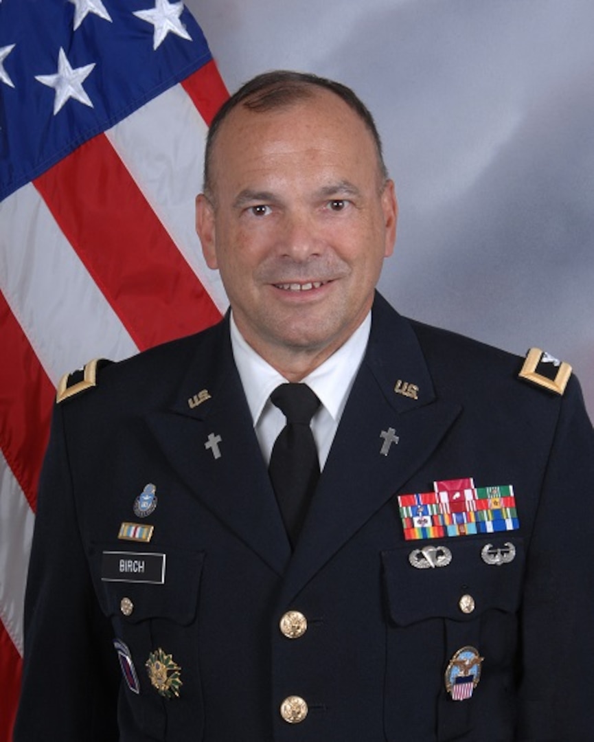 DSCC welcomes DLA HQ Chaplain, COL Carlton Birch to speak at the National Day of Prayer on May 3, 2018