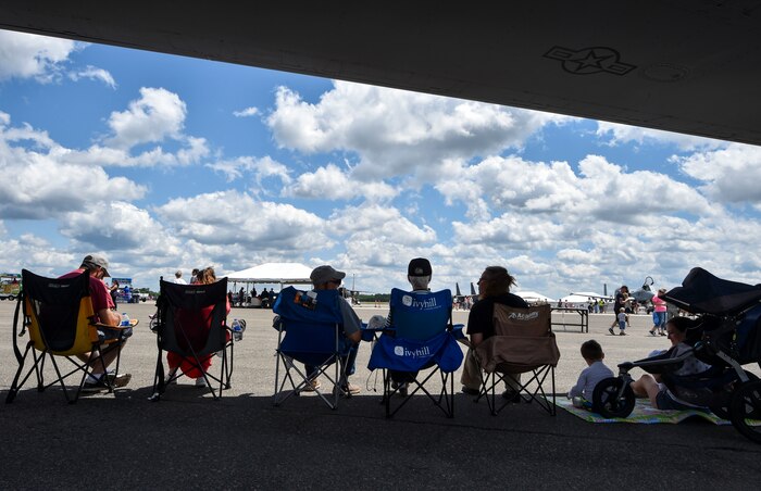 Spectators look on during the 2018 Air and Space Expo rehearsal at Joint Base Charleston, S.C., April 27, 2018.