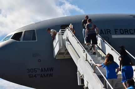 Attendees tour a KC-10 Extender during the 2018 Air and Space Expo rehearsal at Joint Base Charleston, S.C., April 27, 2018.