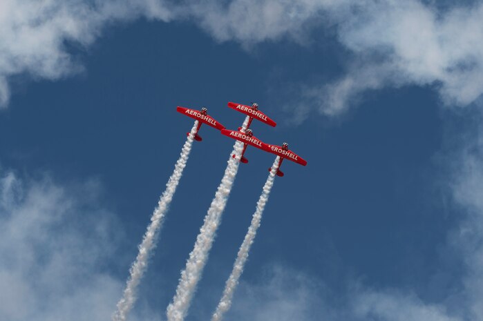 The Aeroshell T-6 Texan Formation Flight performs during Air & Space Expo, Joint Base Charleston, S.C., April 28, 2018.