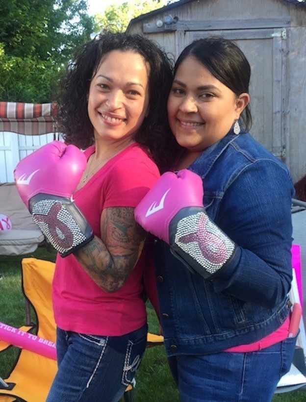 Army Maj. Yazmin Feliciano, left, and her younger sister both battled breast cancer before her sister passed away in November 2017. Photo courtesy of Army Maj. Yazmin Feliciano