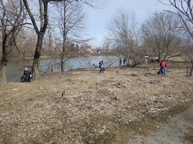 Volunteers with Buffalo Niagara Waterkeepers cleanup Seneca Bluffs Park on Earth Day, Apr. 21, 2018. The park is the site of a U.S. Army Corps of Engineers, Buffalo District habitat restoration project.