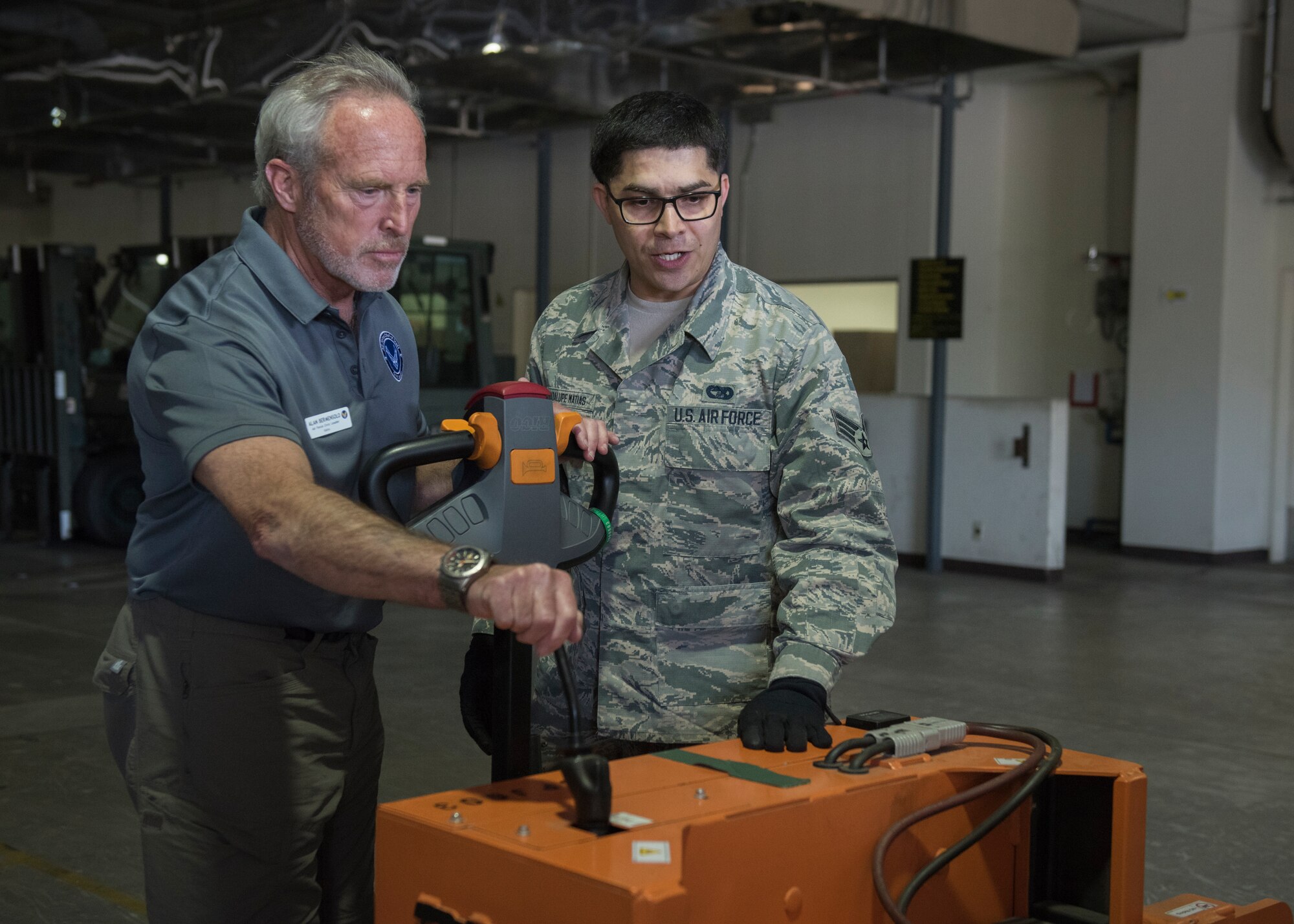 Vice Chief of Staff, Civic Leaders experience the Pacific’s premiere airlift hub