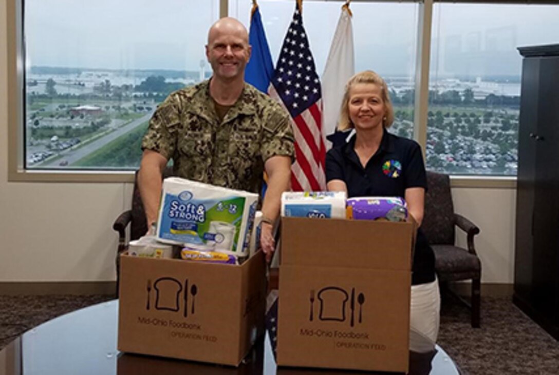 The 2018 Feds Feed Families program kicks off with the first contributions.