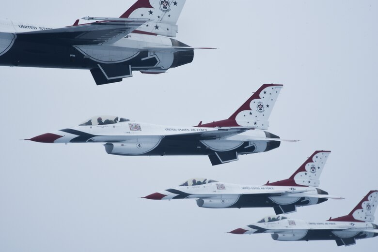 22 ARW, Thunderbirds, F-16, Refueling, KC-135