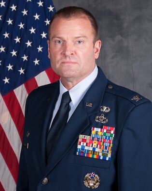 Col. Stumpe Bio