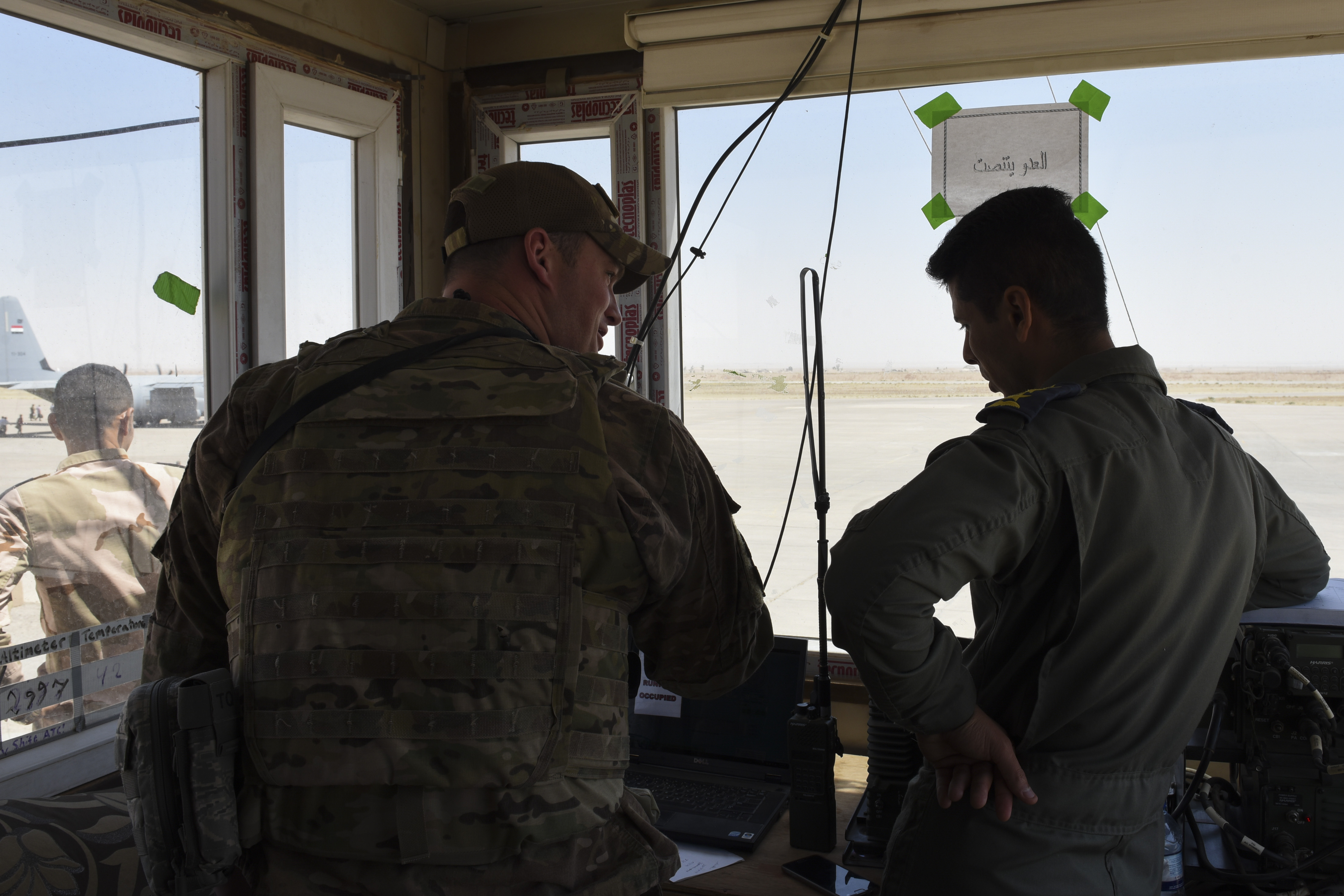 airmen-support-q-west-airfield-alongside-iraqis-air-university-au