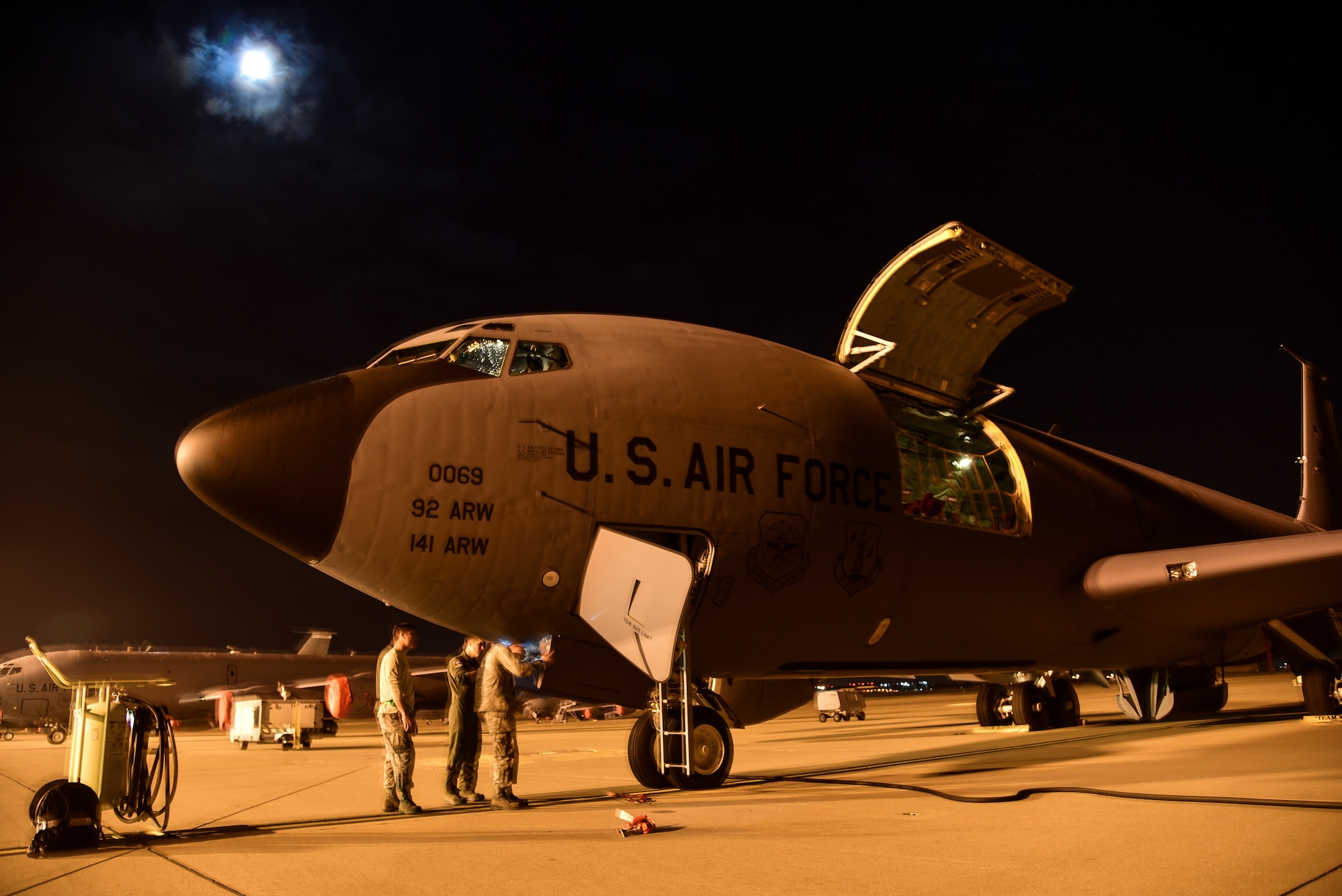 22 ARW, McConnell AFB, Refueling, In-flight emergency, Al Udeid Air Base, KC-135