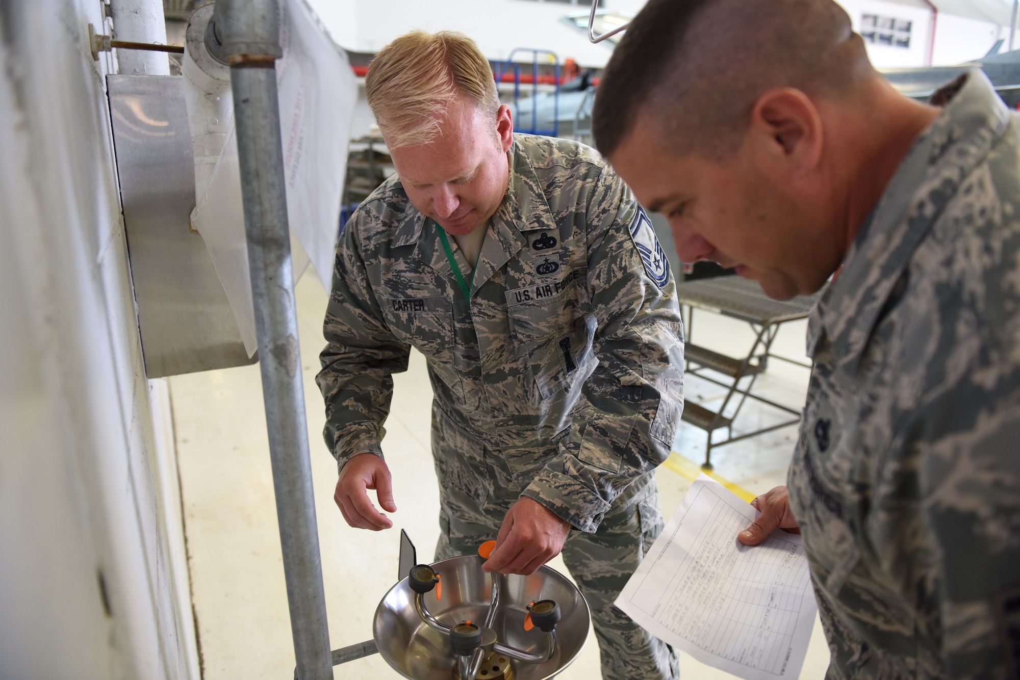 180FW safety superintendent receives top award