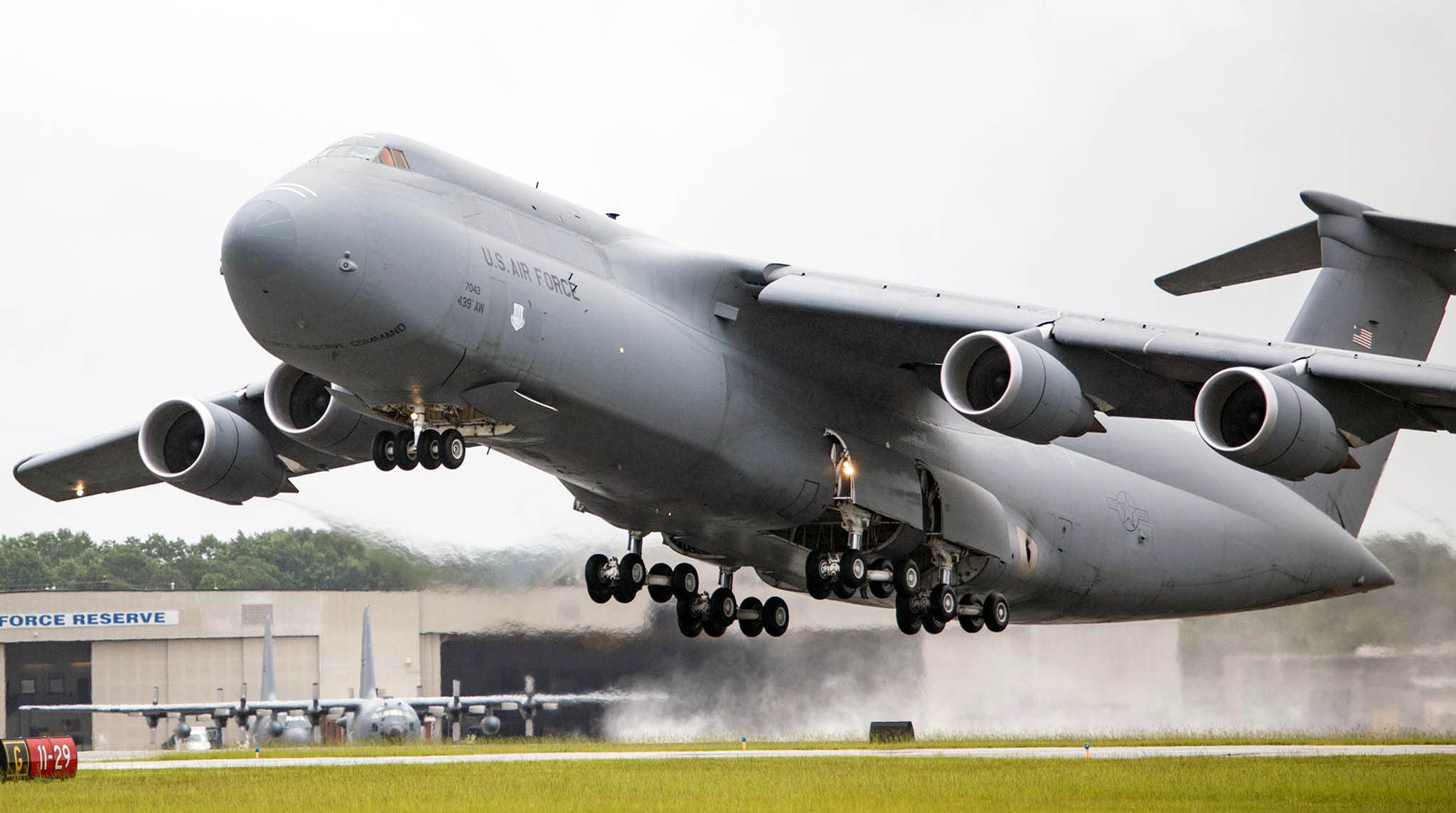 The Largest Aircraft in the U.S. Air Force • C-5M Super Galaxy