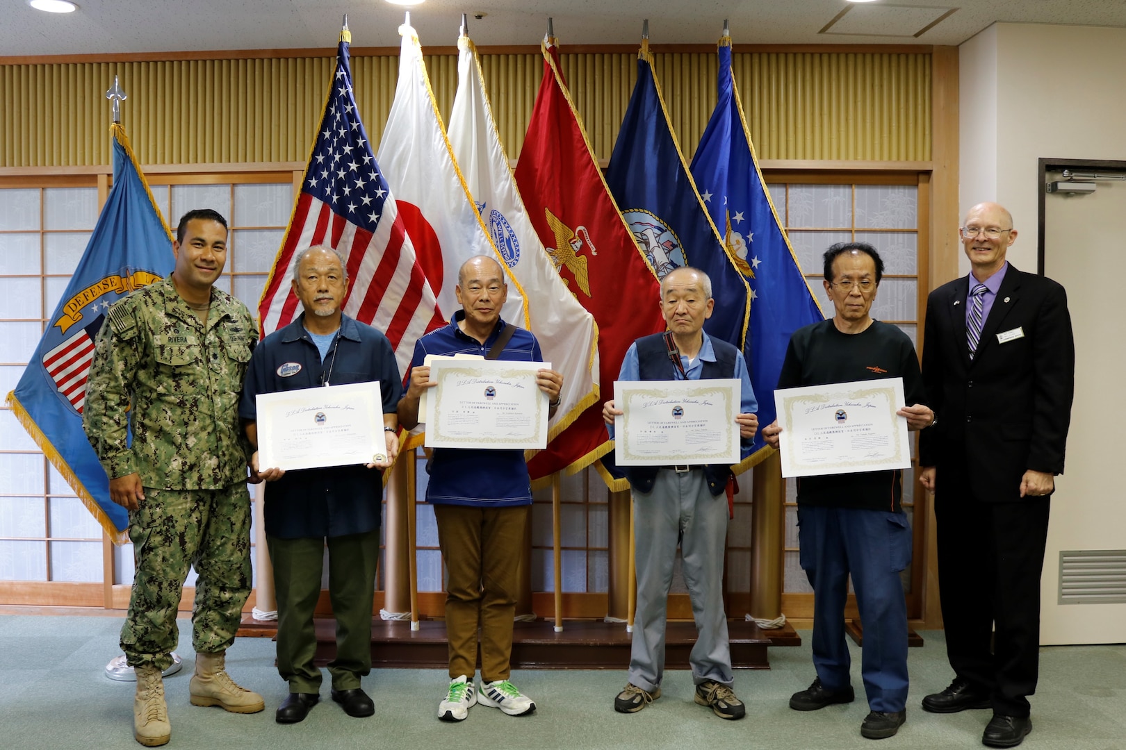 DLA Distribution Yokosuka, Japan holds retirement ceremony for MLC employees