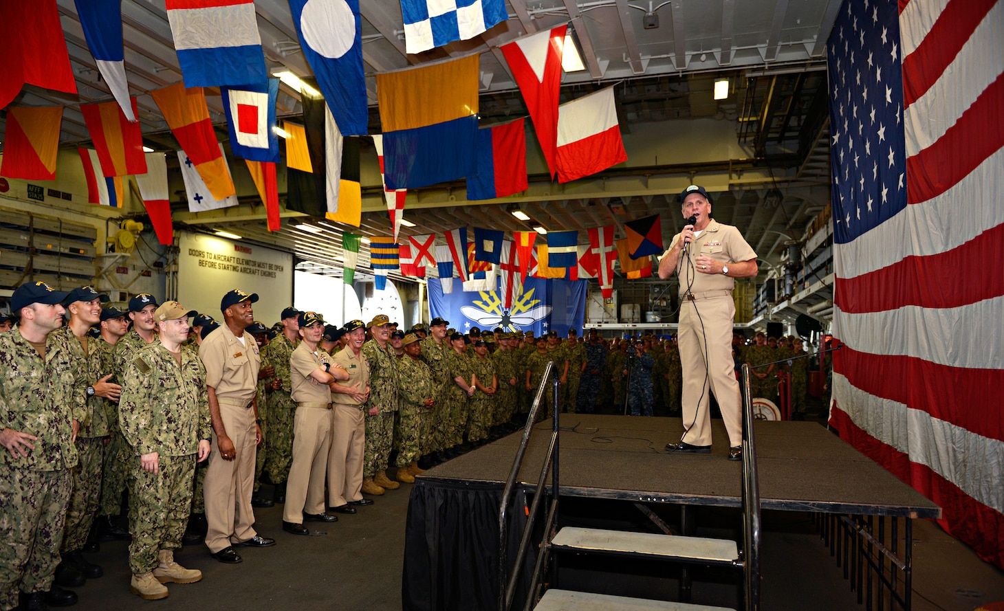 CNSP Visits Sasebo, Discusses Command Philosophy