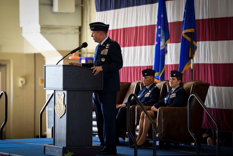 Weeks takes command of 14th FTW