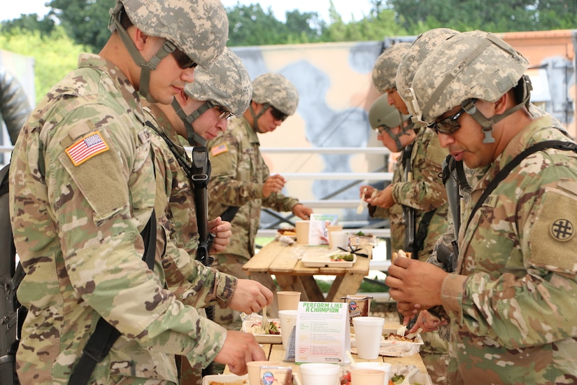 370th TC "Outlaws" take over the kitchen