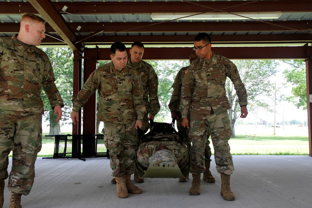 U.S. Army Reserve medics train with realism