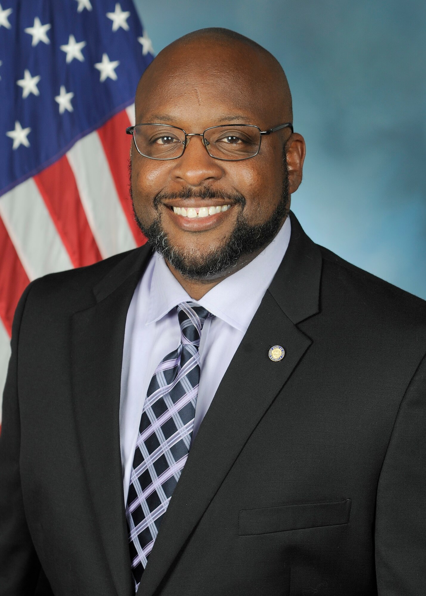 Charles Hasberry Jr., honored as the Air Force Civilian winner of the 2018 National Association for the Advancement of Colored People Roy Wilkins Renown Service Award, at the Armed Services and Veterans Affairs Awards Luncheon July 17 during the NAACP's 109th annual convention in San Antonio.