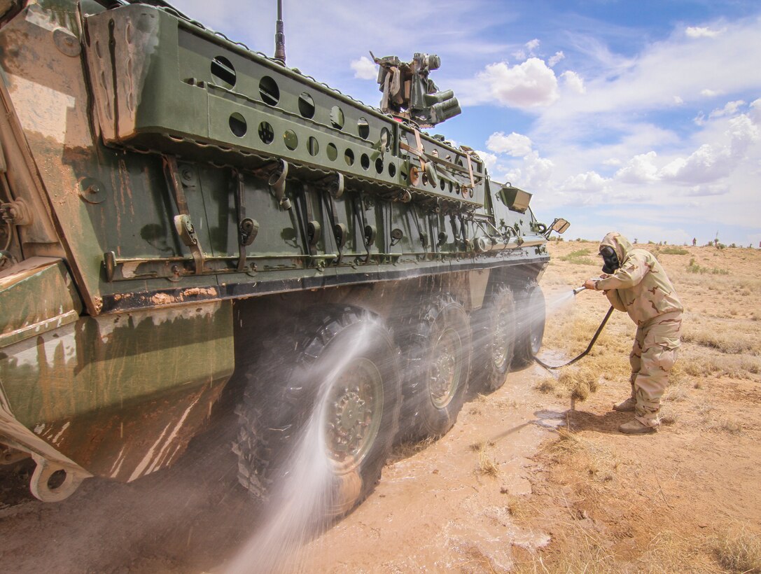 Army Reserve Soldiers conduct decontamination operations with 1st Armored Division