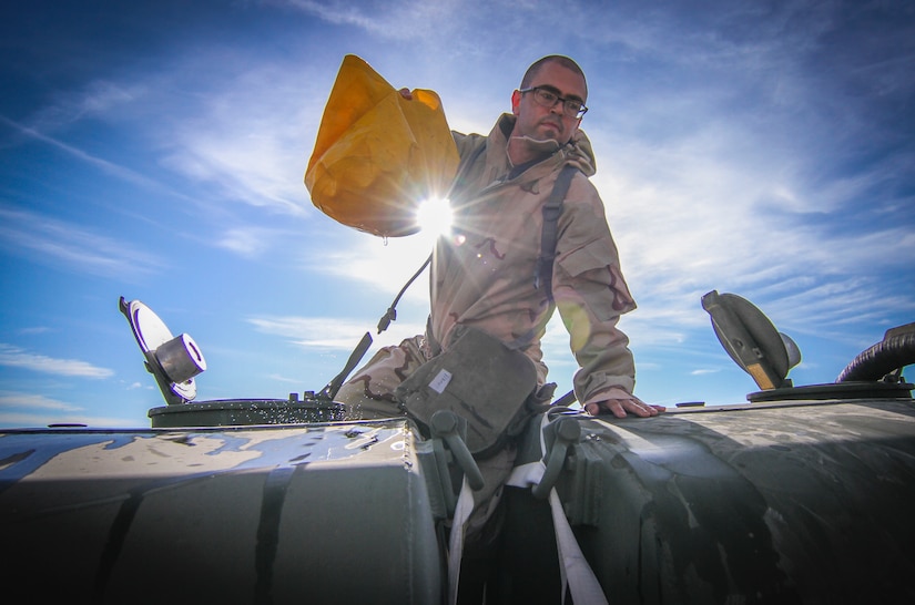 Army Reserve Soldiers conduct decontamination operations with 1st Armored Division