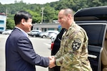 Warrior Leaders meet with Dongducheon City Mayor