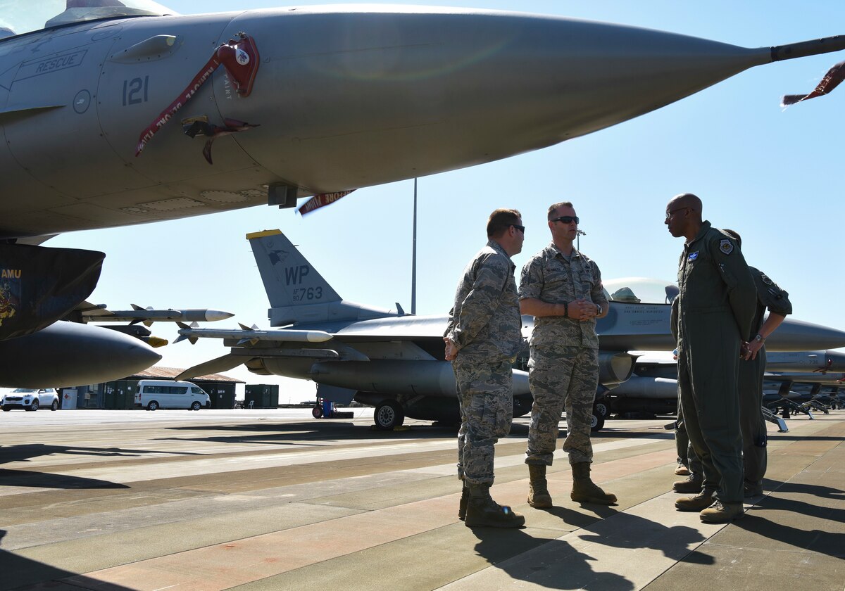 Air force top 2018 nere