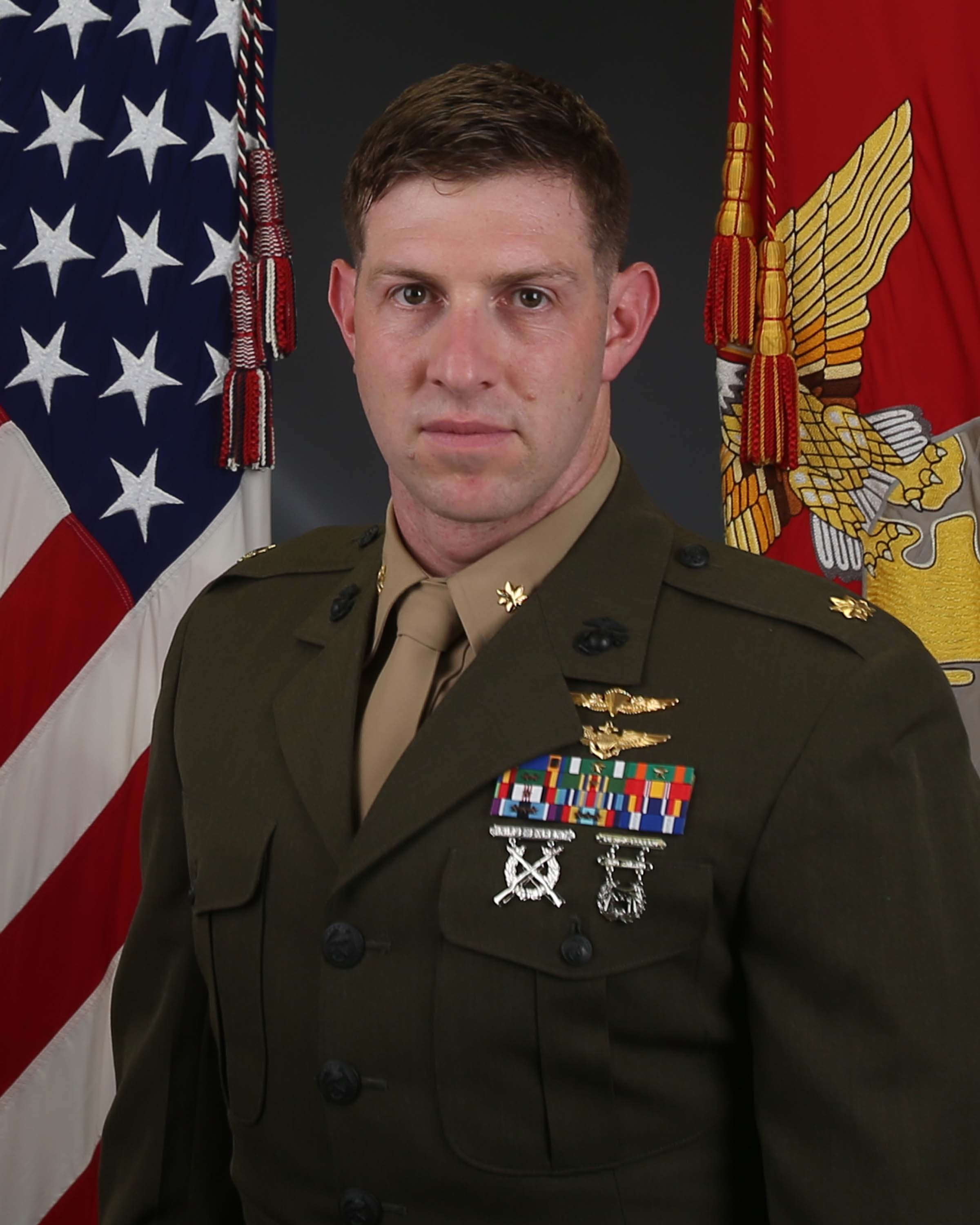Major Adam E. Simon > 3rd Marine Aircraft Wing > LeadersView