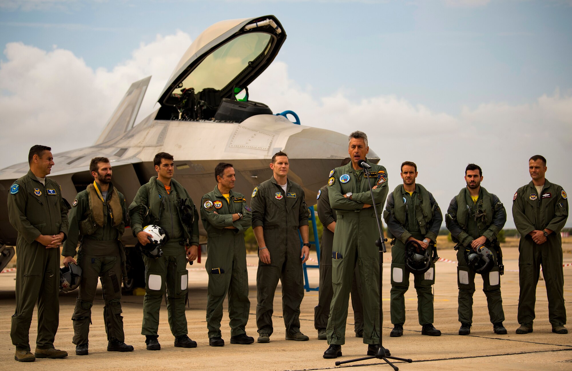F-22s, Typhoons train over Spain > U.S. Air Forces in Europe - Air ...