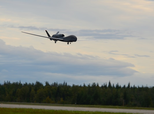 Global Hawk makes historic first landing at RED FLAG Alaska