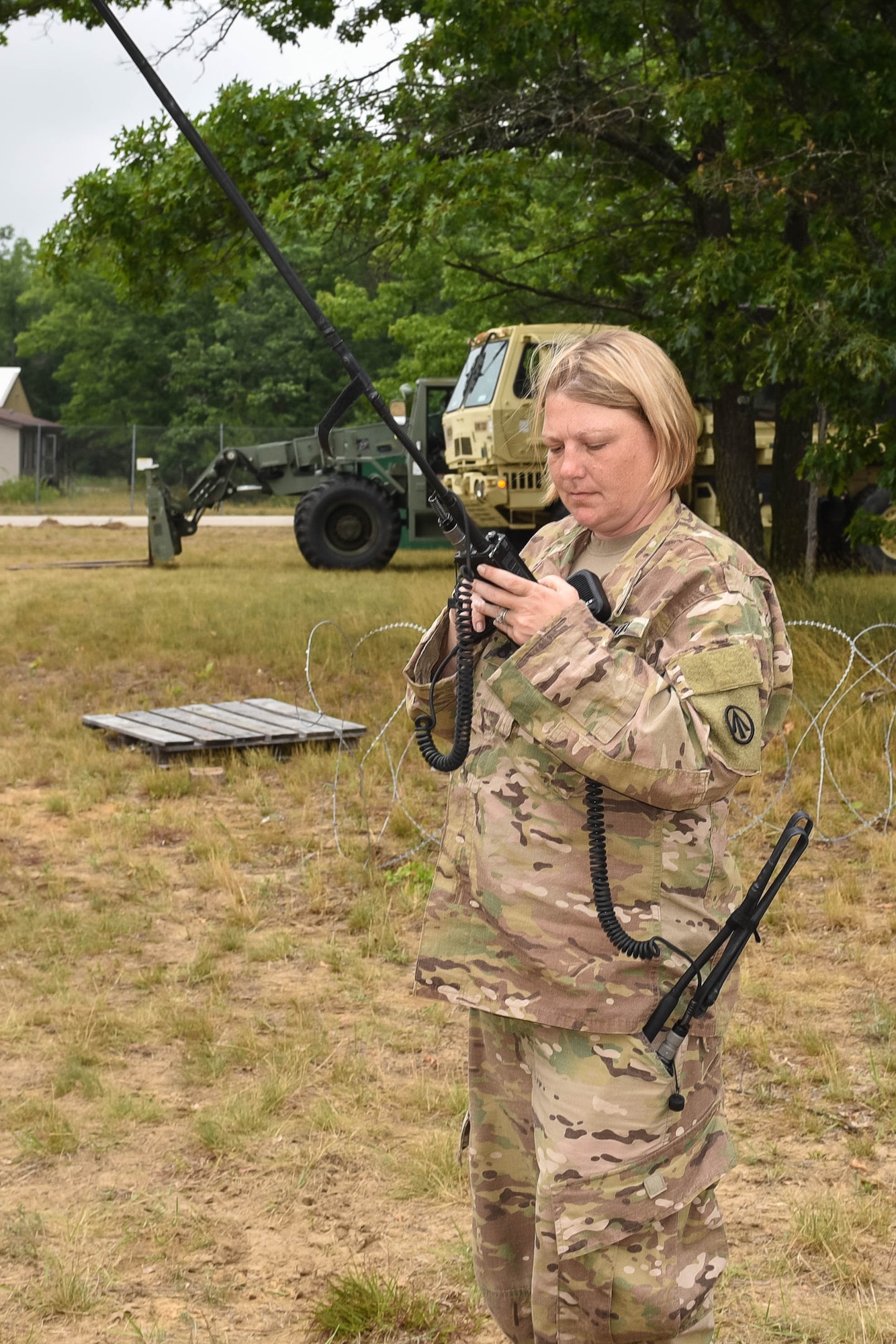 The 123rd CRG worked in conjunction with the U.S. Army’s 690th Rapid Port Opening Element to operate a Joint Task Force-Port Opening during the exercise. The objective of the JTF-PO is to establish a complete air logistics hub and surface distribution network. (U.S. Air National Guard photo by Maj. Allison Stephens)