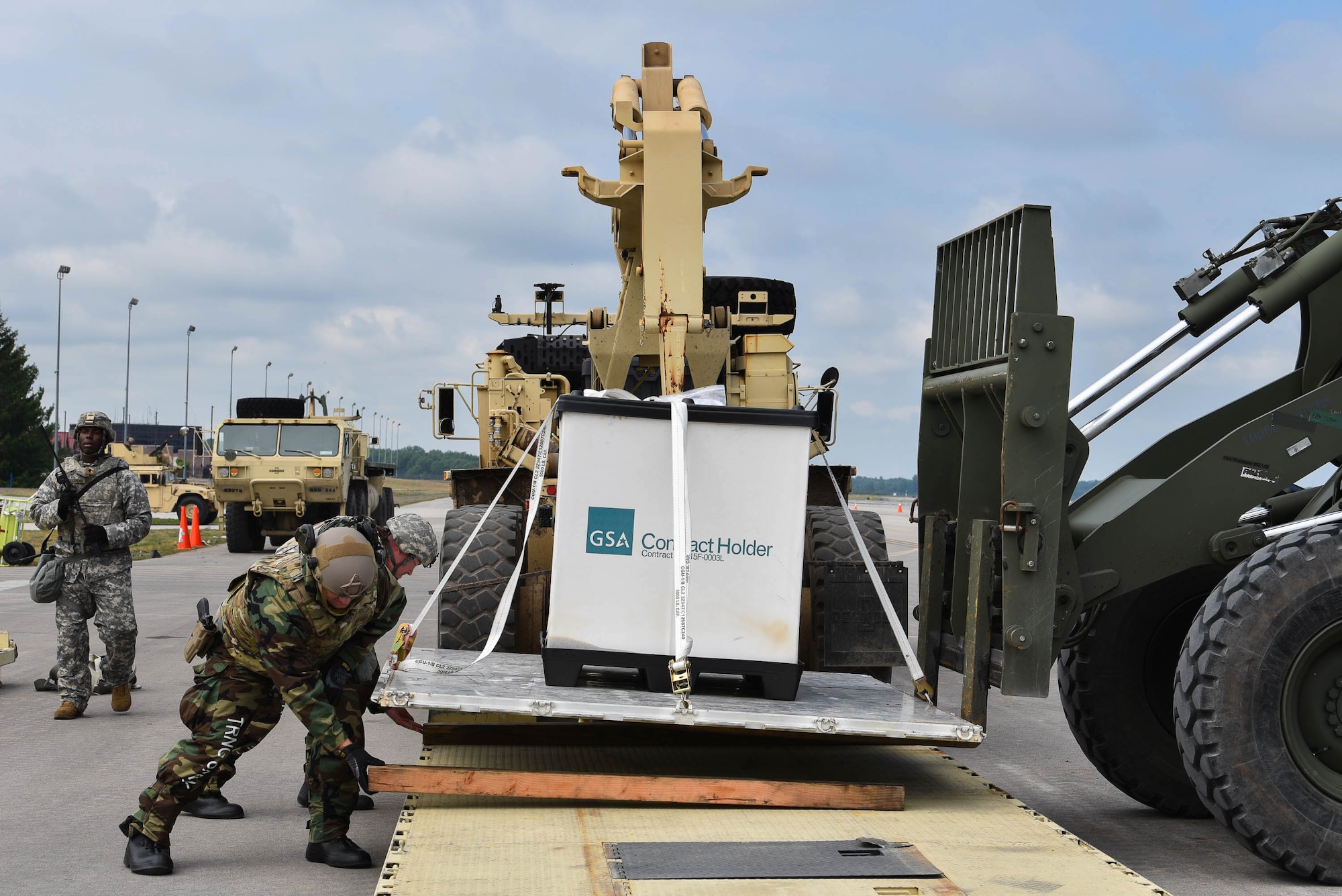 The 123rd CRG worked in conjunction with the U.S. Army’s 690th Rapid Port Opening Element to operate a Joint Task Force-Port Opening during the exercise. The objective of the JTF-PO is to establish a complete air logistics hub and surface distribution network. (U.S. Air National Guard photo by Maj. Allison Stephens)