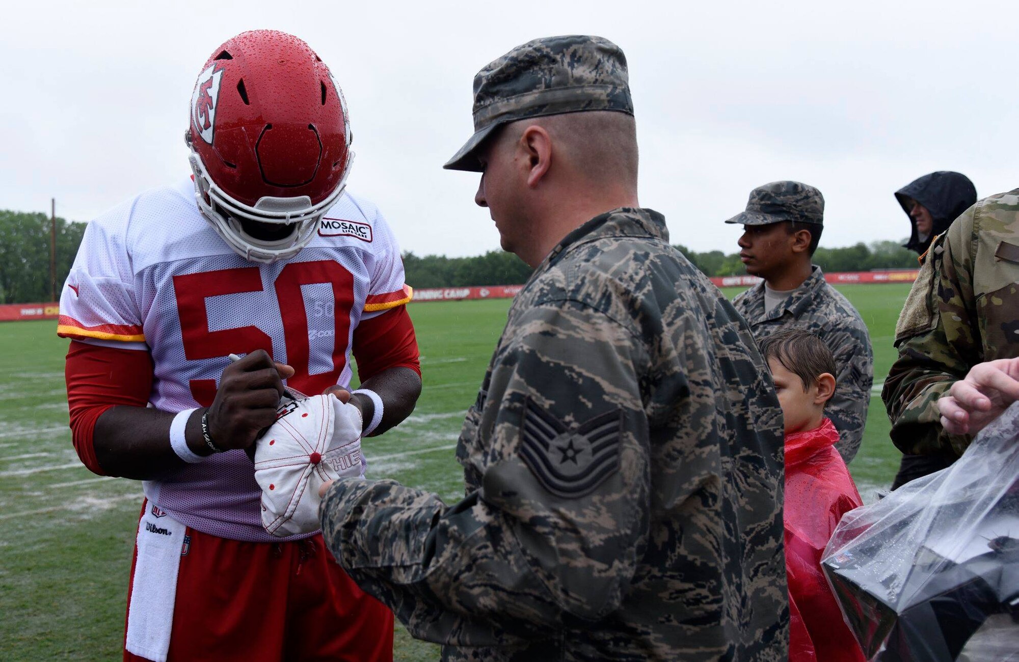 Kc chiefs military hotsell jersey