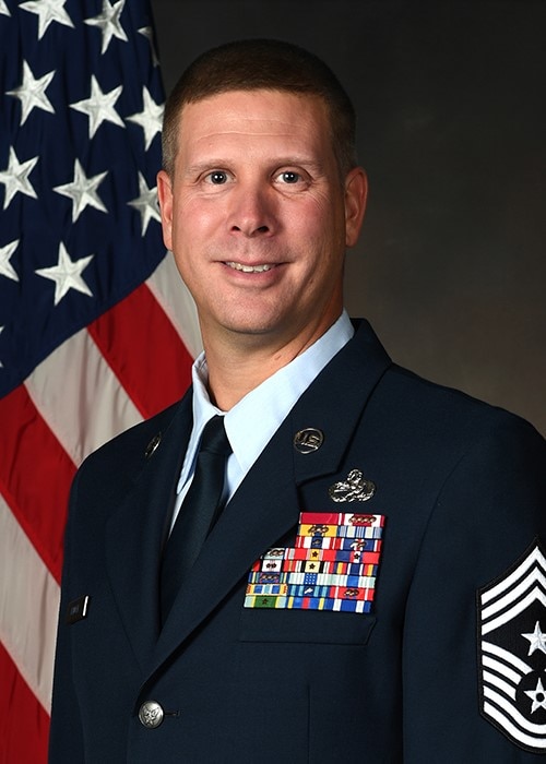 Chief Master Sergeant Kennon D. Arnold, command chief master sergeant, Air Force Research Laboratory