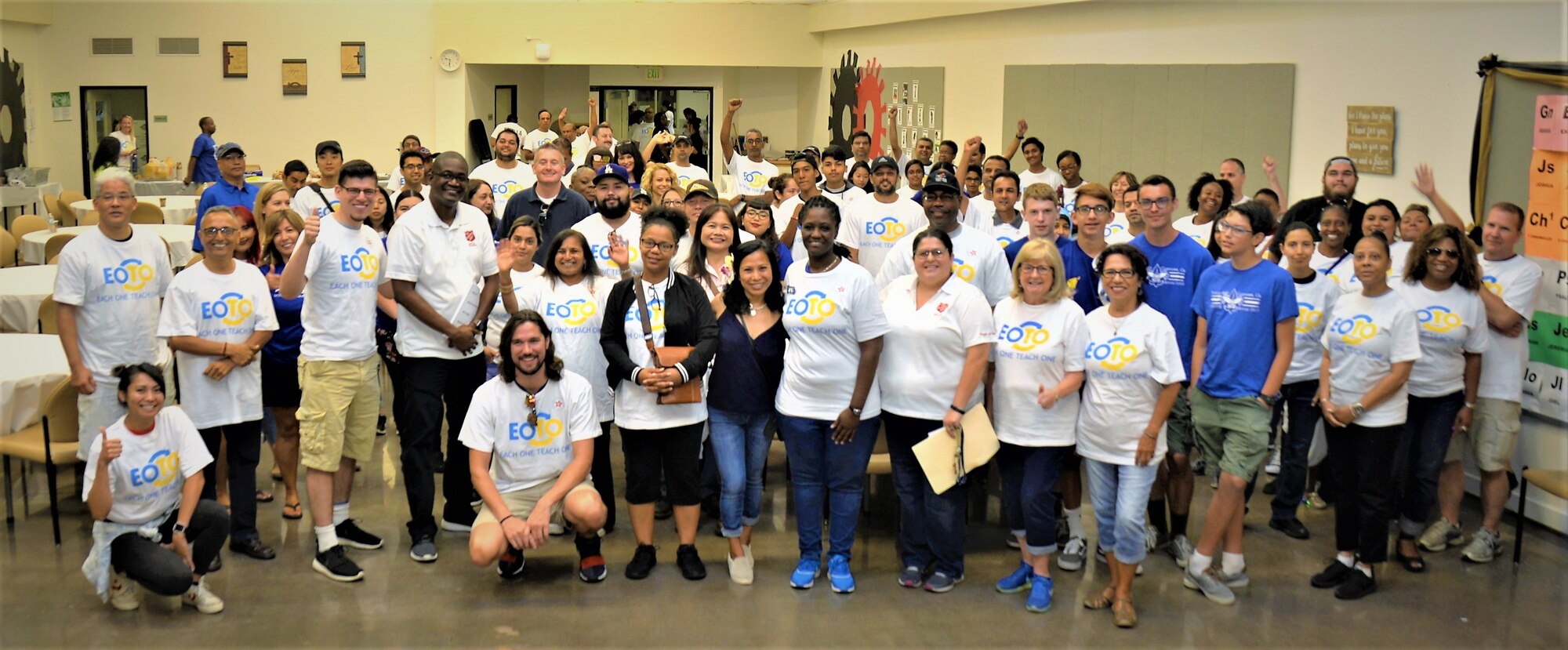 SMC Volunteers at Feed LA