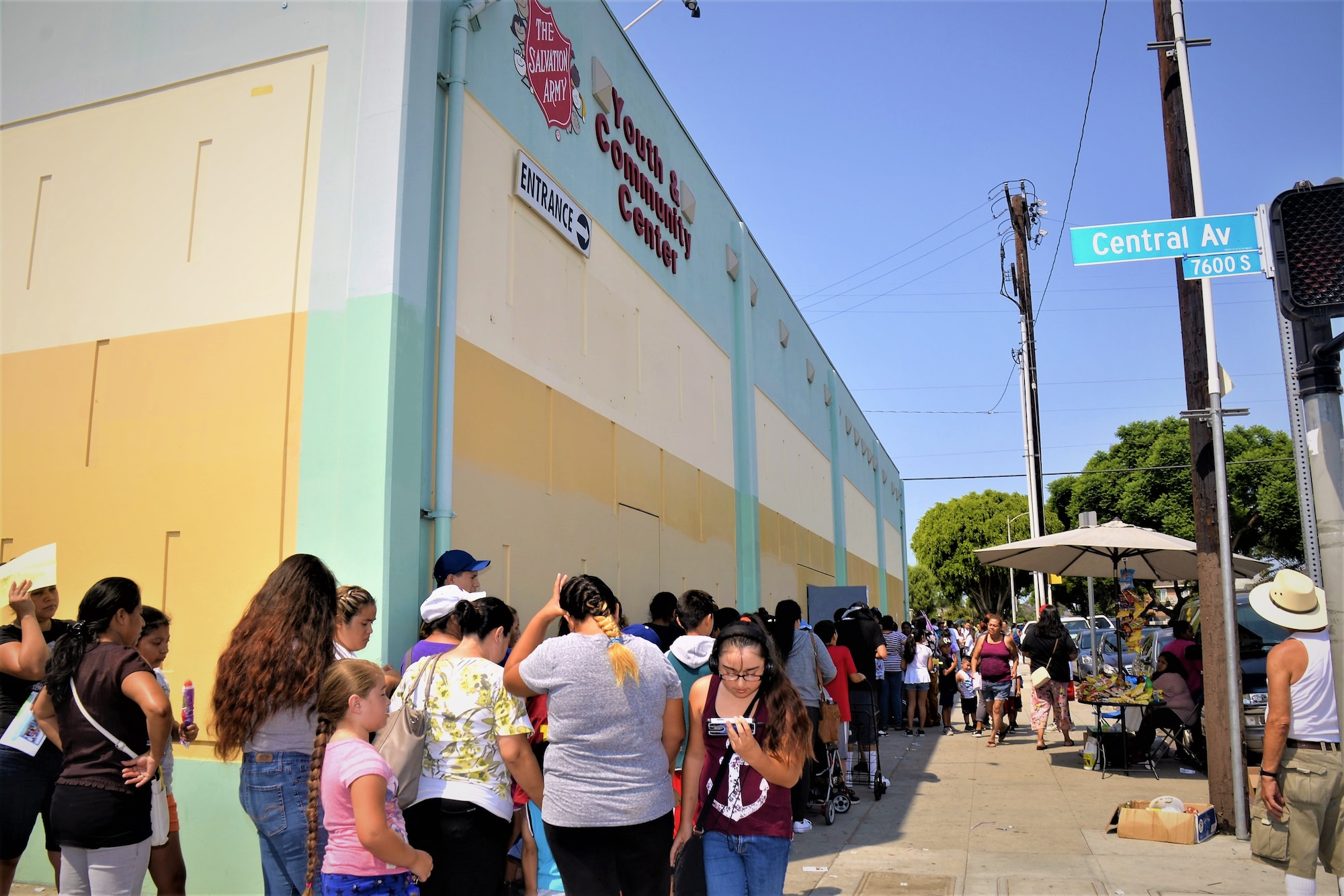 SMC Volunteers at Feed LA