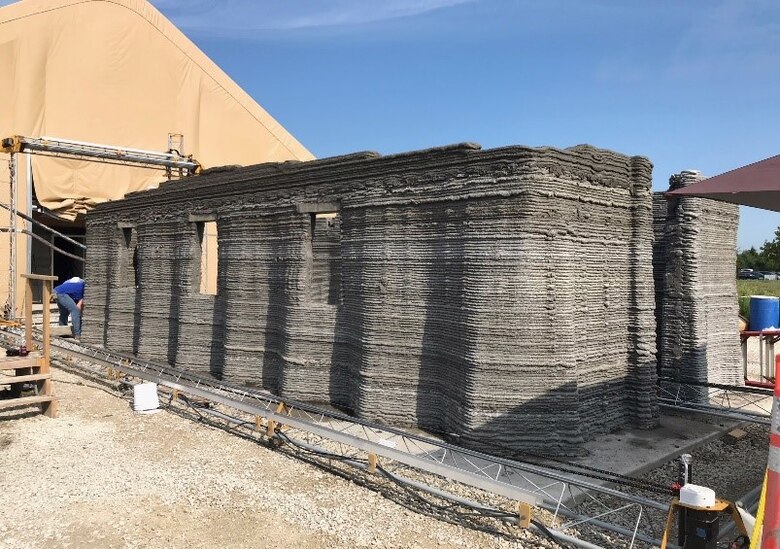 MCSC teams with Marines to build world’s first continuous 3D-printed concrete barracks